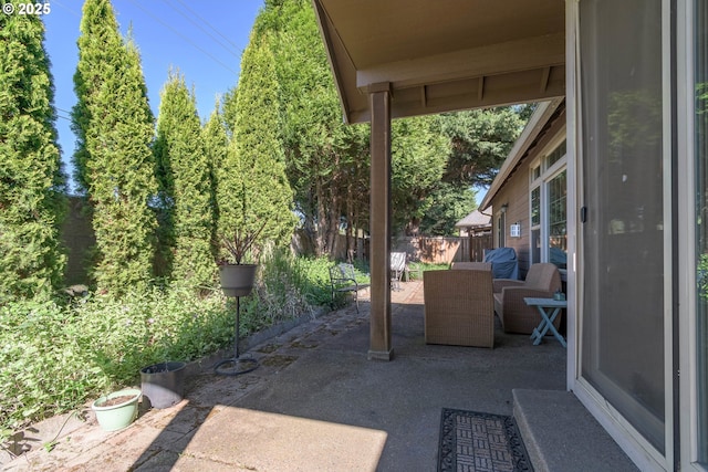 2610 Crowther Dr, Eugene, OR 97404 - view of patio featuring a fenced backyard