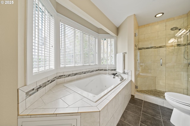5153 Greensborough Ct, Lake Oswego, OR 97035 - full bathroom featuring a tub with jets, toilet, healthy amount of natural light, a shower stall, and recessed lighting