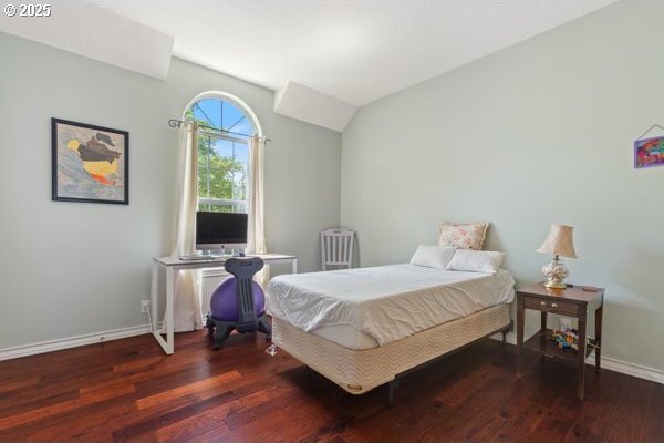 15395 SW Emerald St, Beaverton, OR 97007 - bedroom with wood finished floors and baseboards