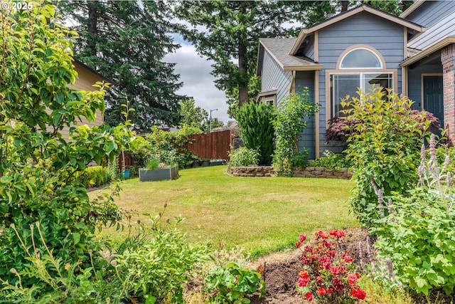428 SE 11th Cir, Troutdale, OR 97060 - view of yard
