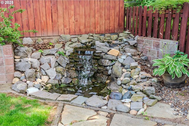 428 SE 11th Cir, Troutdale, OR 97060 - exterior view of a garden pond