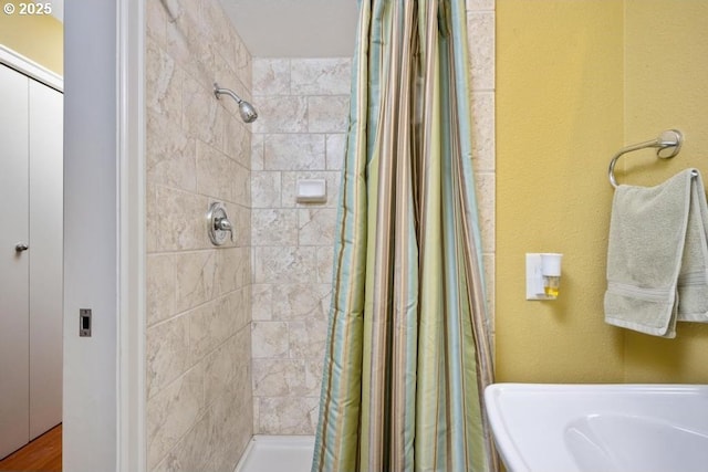 6600 SE Division St Unit 304, Portland, OR 97206 - bathroom with a stall shower