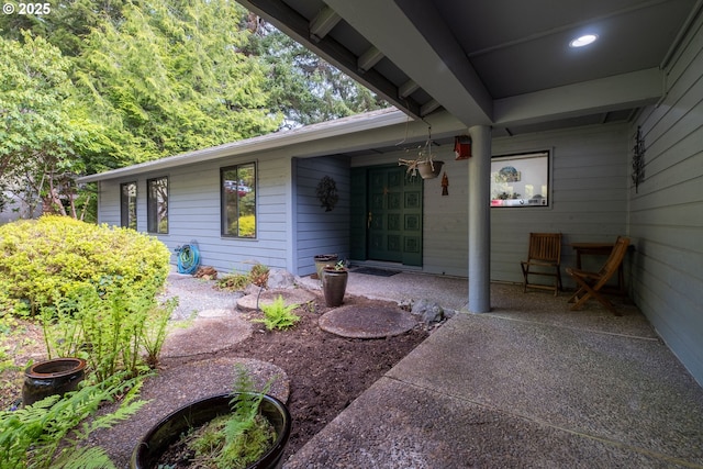 5 Woodthrush Ln, Gleneden Beach, OR 97388 - view of exterior entry