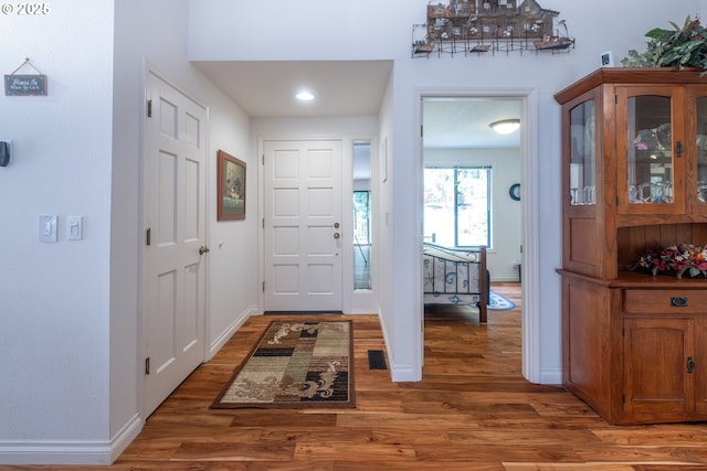 5 Woodthrush Ln, Gleneden Beach, OR 97388 - foyer with baseboards and light wood-type flooring