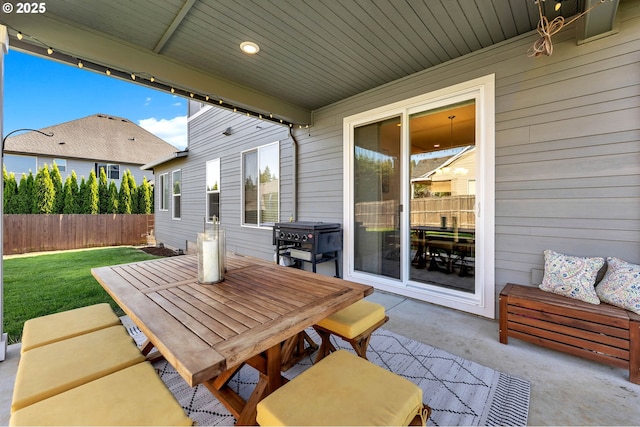 2625 NE 8th Ave, Battle Ground, WA 98604 - view of patio / terrace with outdoor dining area