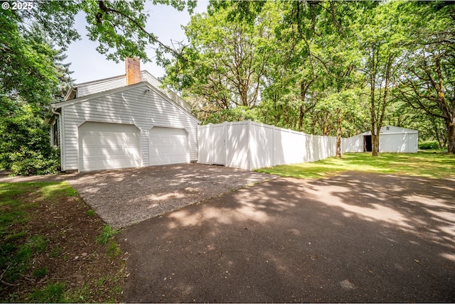 5807 NE 152nd Ave, Vancouver, WA 98682 - garage with driveway