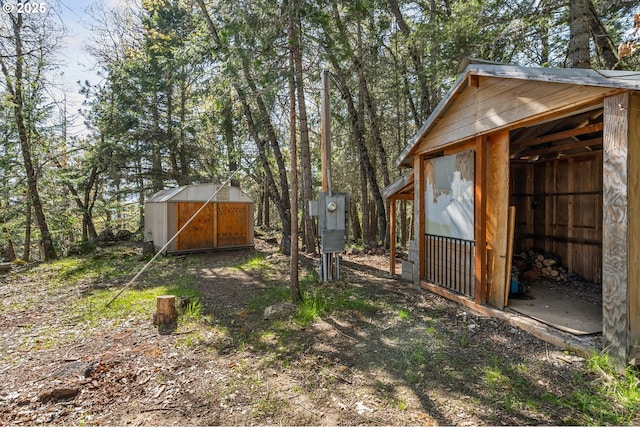 827 Tyler Creek Rd, Ashland, OR 97520 - view of yard featuring a shed