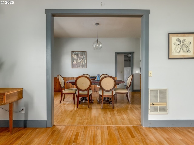 486 S Knott St, Canby, OR 97013 - dining area featuring light wood-style flooring and baseboards