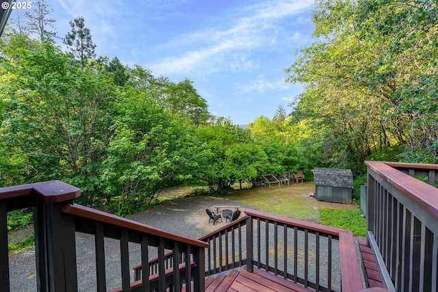 988 Savage Creek Rd, Grants Pass, OR 97527 - view of wooden terrace
