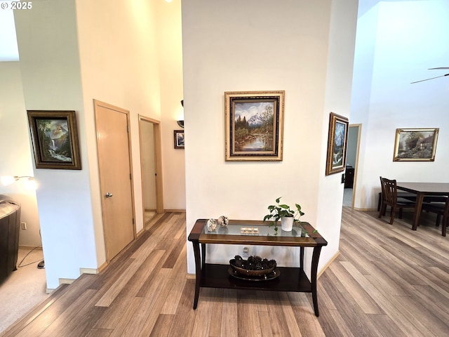 80393 Zimmer Ln, Hermiston, OR 97838 - hallway with a towering ceiling and wood finished floors
