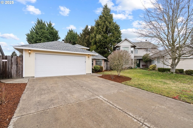 view of front of home featuring a front lawn