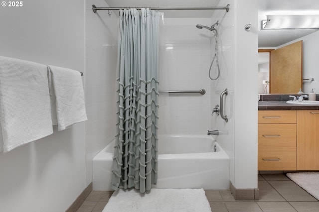 725 NW 10th Ave Unit 503, Portland, OR 97209 - full bath with tile patterned floors, shower / bath combo, and vanity
