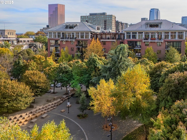 725 NW 10th Ave Unit 503, Portland, OR 97209 - view of community
