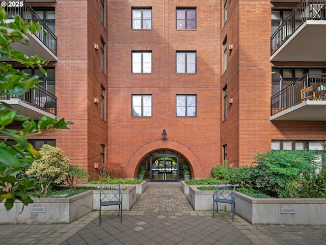 725 NW 10th Ave Unit 503, Portland, OR 97209 - view of apartment building / complex