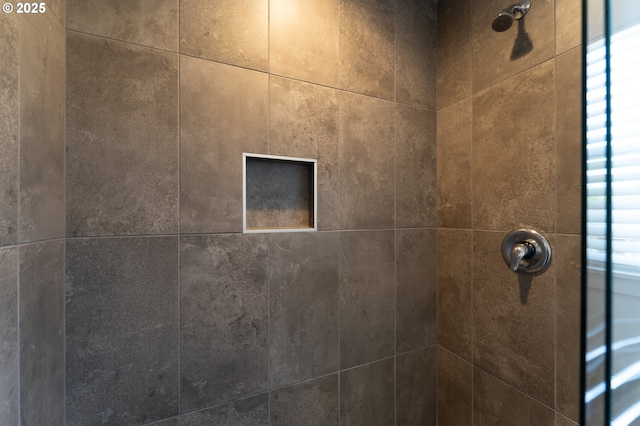 24200 SW Chestnut Ter, Sherwood, OR 97140 - bathroom view of tiled shower