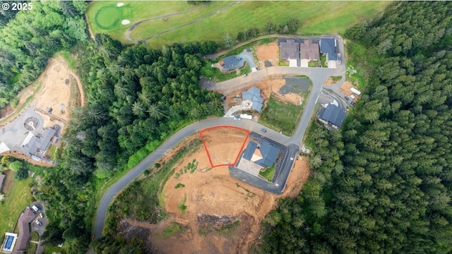 611 Hulton Way, Reedsport, OR 97467
