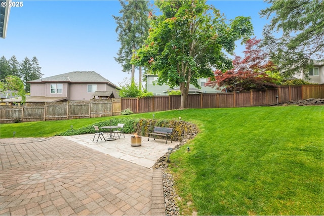 view of yard with a patio