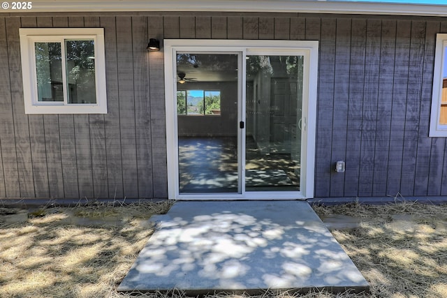 180 SE Darrell Ave, Winston, OR 97496 - property entrance