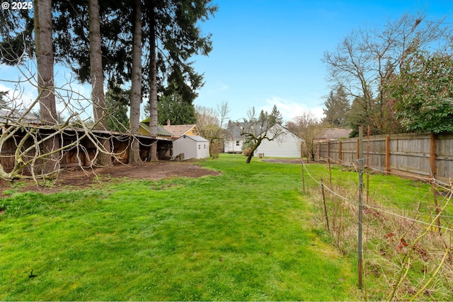 view of yard with fence