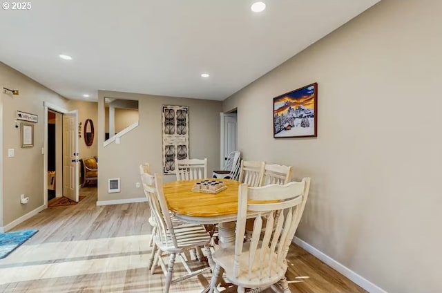 65121 E Lupine Dr, Rhododendron, OR 97049 - dining area featuring light wood-type flooring, recessed lighting, and baseboards