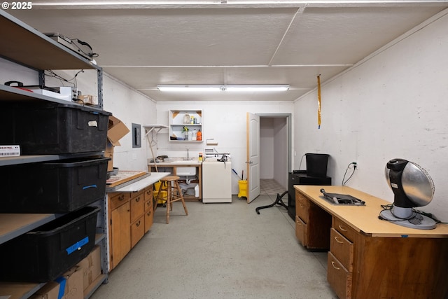 840 Springhill Dr, Albany, OR 97321 - office area with washer / clothes dryer and electric panel