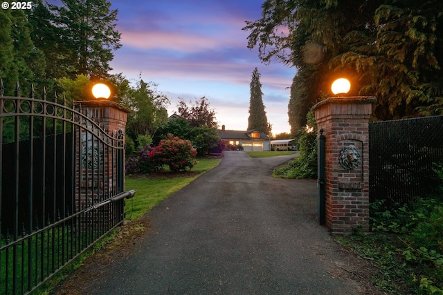 840 Springhill Dr, Albany, OR 97321 - view of asphalt driveway featuring a gate and a gated entry