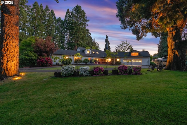 840 Springhill Dr, Albany, OR 97321 - yard at dusk with a lawn