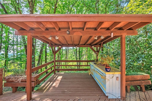 25498 Butler Rd, Junction City, OR 97448 - view of wooden deck