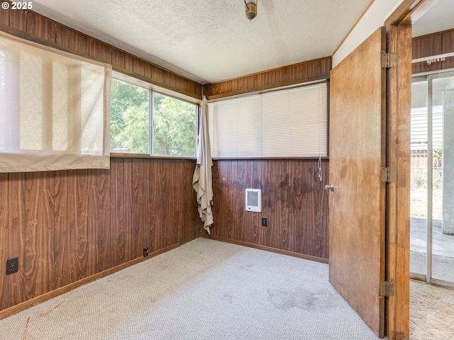 660 Barton Ave, Gladstone, OR 97027 - unfurnished sunroom with heating unit