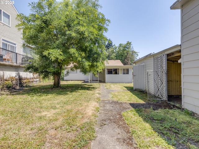 660 Barton Ave, Gladstone, OR 97027 - view of grassy yard