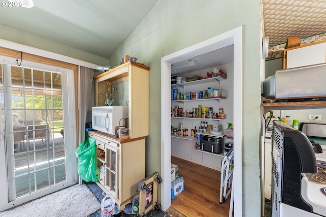 540 Kesling St, Harrisburg, OR 97446 - view of storage area