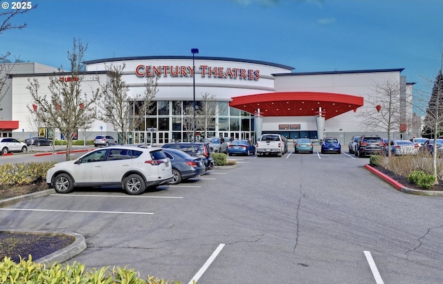 13885 SW Meridian St Unit 135, Beaverton, OR 97005 - view of commercial property with uncovered parking