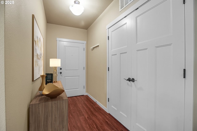 13885 SW Meridian St Unit 135, Beaverton, OR 97005 - entrance foyer featuring dark wood-type flooring and baseboards