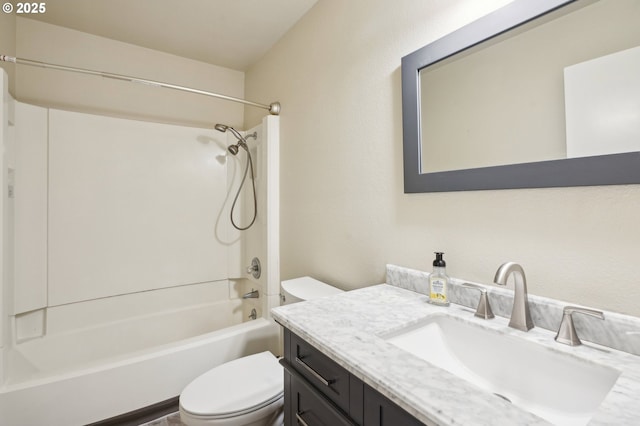1200 NE Territorial Rd Unit 83, Canby, OR 97013 - bathroom with toilet, vanity, and  shower combination