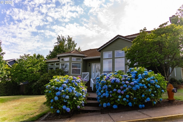 4020 NW Princess St, Corvallis, OR 97330 - view of front facade featuring a front lawn