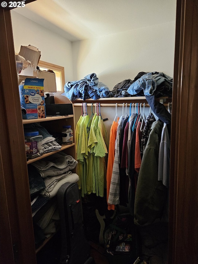 510 NE Yamhill St, Sheridan, OR 97378 - view of walk in closet