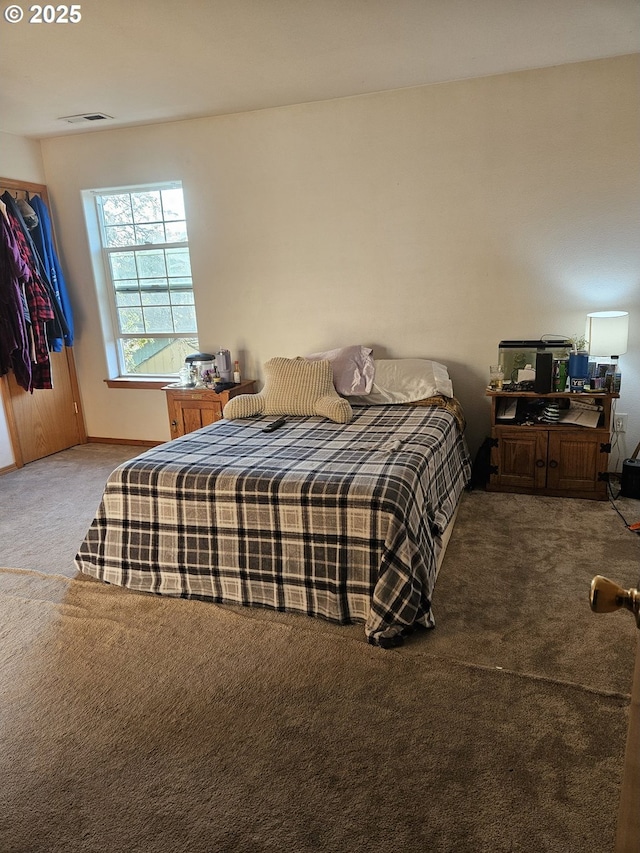 510 NE Yamhill St, Sheridan, OR 97378 - carpeted bedroom featuring visible vents
