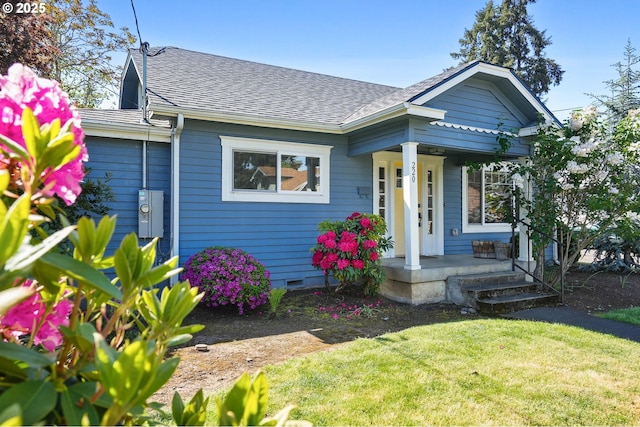 220 Adams Ave, Silverton, OR 97381 - bungalow with a porch, a front yard, roof with shingles, and crawl space