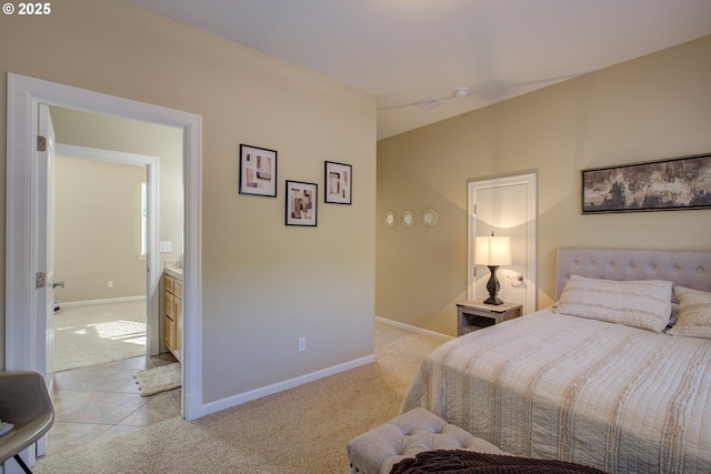 459 Oak Valley Loop, Winchester, OR 97495 - bedroom featuring light colored carpet
