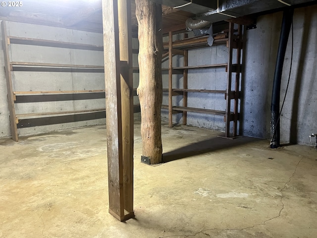 29202 Wallace St, Gold Beach, OR 97444 - view of unfinished basement