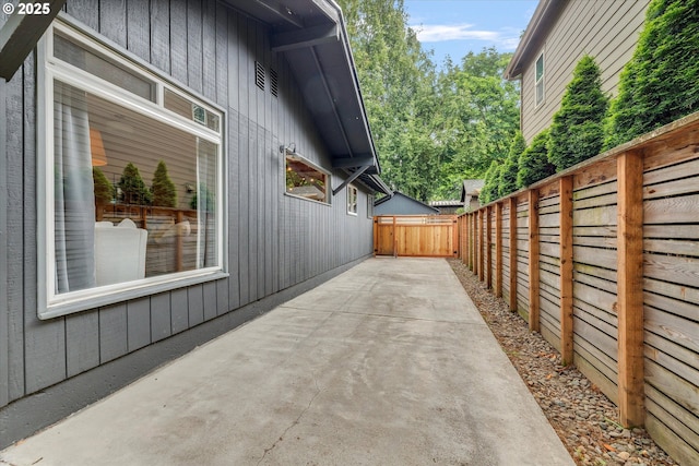 9014 N John Ave, Portland, OR 97203 - fenced backyard featuring a patio area