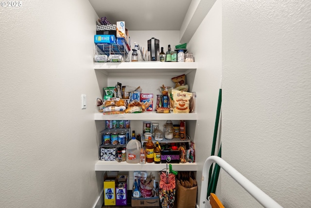 7886 SW Capitol Hill Rd, Portland, OR 97219 - view of pantry