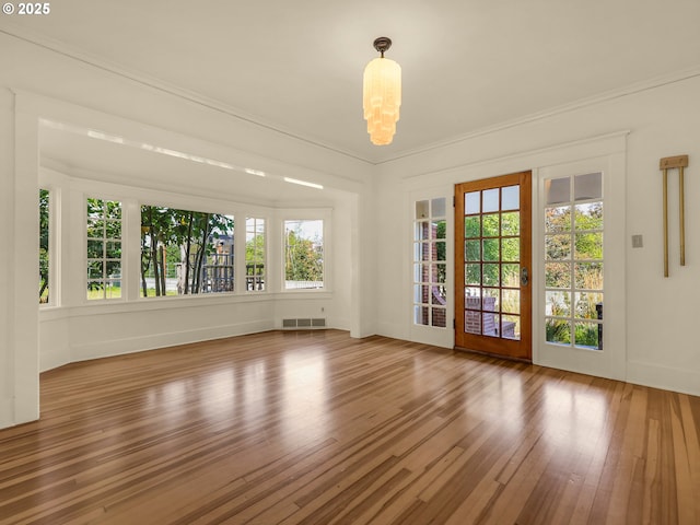 1925 Irving Ave, Astoria, OR 97103 - unfurnished room with wood finished floors and baseboards