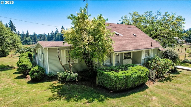 15170 SE 202nd Ave, Damascus, OR 97089 - bungalow-style home featuring a front yard