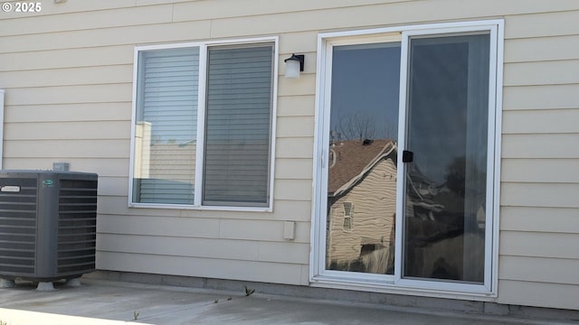 1745 NE 8th St, Hermiston, OR 97838 - exterior space featuring cooling unit