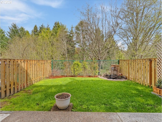 17575 SW Heatherwood Ln, Sherwood, OR 97140 - view of yard featuring a fenced backyard