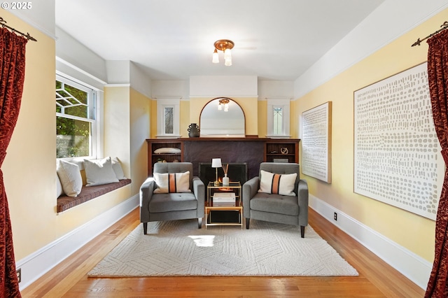 1816 NE 14th Ave, Portland, OR 97212 - living area with wood finished floors and baseboards