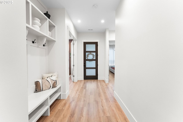 10809 NE 102nd Ave, Vancouver, WA 98662 - mudroom featuring baseboards, light wood finished floors, and recessed lighting