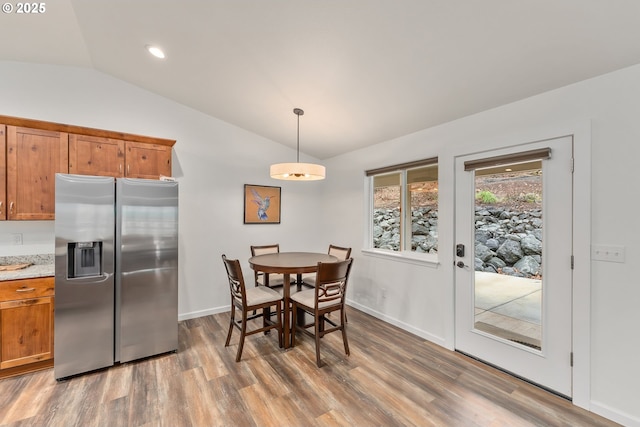 119/121 Tioga Ln, Idleyld Park, OR 97447 - dining room with vaulted ceiling, wood finished floors, baseboards, and recessed lighting