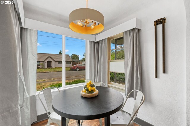 250 17th St, Springfield, OR 97477 - view of dining room